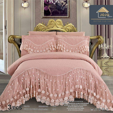 Set 3 Piese - Cuvertura Finet Cu Volane 220x270 cm + 2 Fete Perna | Cod CUV24 - Casa Super