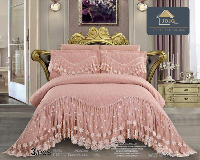 Set 3 Piese - Cuvertura Finet Cu Volane 220x270 cm + 2 Fete Perna | Cod CUV24 - Casa Super