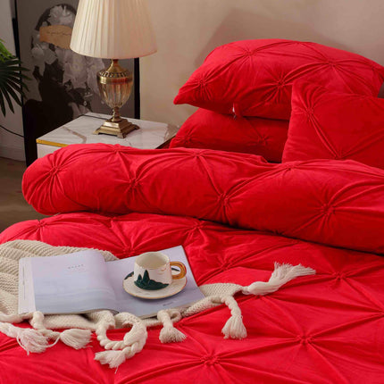 Lenjerie Pat Dublu din Catifea,Brodata cu Pliuri -Premium Deluxe - Rosu - Casa Super