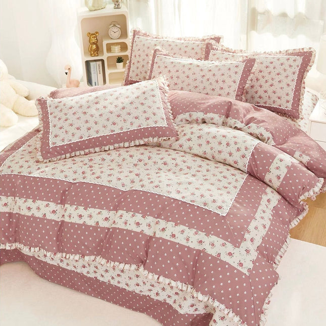 Set Lenjerie Premium din Bumbac Finet cu Volanase 4 Piese Cod VLN01 - Casa Super