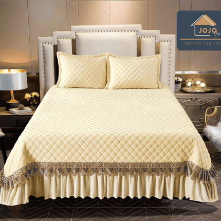 Set 3 Piese - Cuvertura Brodata din Catifea 230x250 cm + 2 Fete Perna | Cod CUV14 - Casa Super