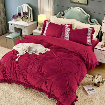 Lenjerie Pat Dublu din Catifea,Brodata cu Inimi -Premium Deluxe -Bordo Rubin - Casa Super