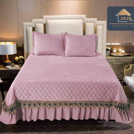 Set 3 Piese - Cuvertura Brodata din Catifea 230x250 cm + 2 Fete Perna | Cod CUV13 - Casa Super