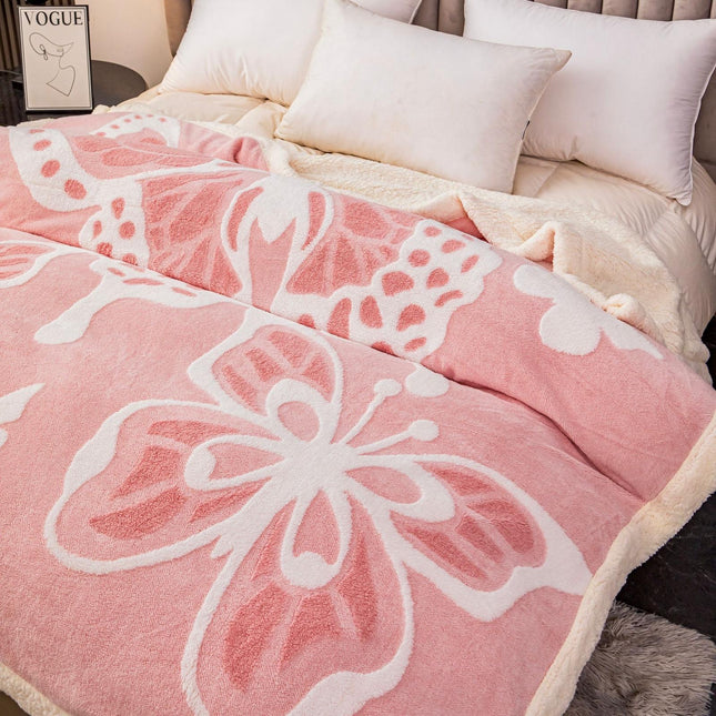 Patura Groasa Cocolino - Pufoasa cu Blanita, model Fluturasi 3D 200x230cm Cod PCJ01