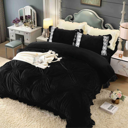 Lenjerie Pat Dublu din Catifea,Brodata cu Inimi -Premium Deluxe - Negru - Casa Super