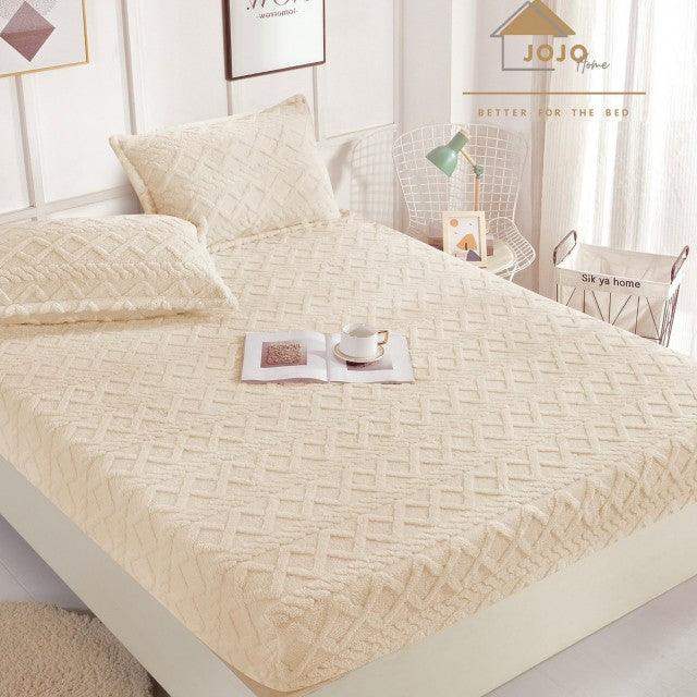 Set Husa Pufoasa de Pat Cocolino cu Elastic 180x200cm+2 Fete de Perna - Casa Super