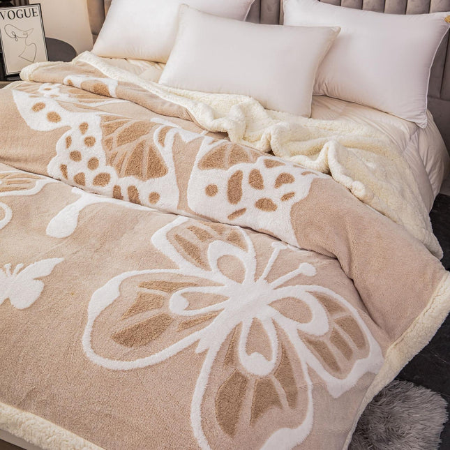 Patura Groasa Cocolino - Pufoasa cu Blanita, model Fluturasi 3D 200x230cm Cod PCJ07