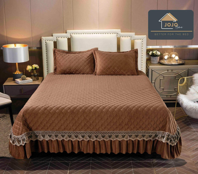 Set 3 Piese - Cuvertura Brodata din Catifea 230x250 cm + 2 Fete Perna | Cod CUV18 - Casa Super