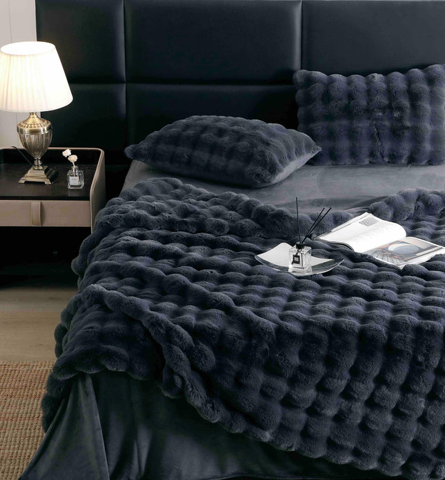 Lenjerie Premium Pentru Pat Dublu Blanita de Iepure 6 Piese | Negru Ametist - Casa Super
