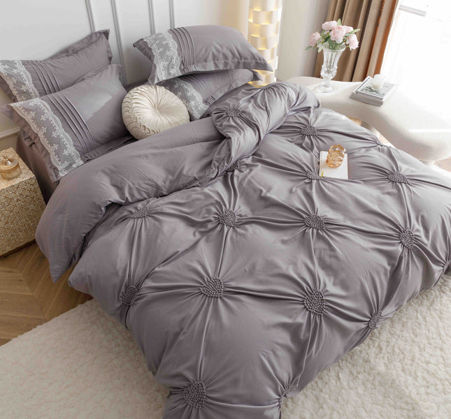 Lenjerie de Pat Dublu,Bumbac Finet, Inimi Brodate,6 piese Gri Deschis - Casa Super