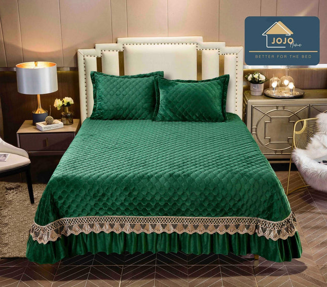 Set 3 Piese - Cuvertura Brodata din Catifea 230x250 cm + 2 Fete Perna | Cod CUV14 - Casa Super