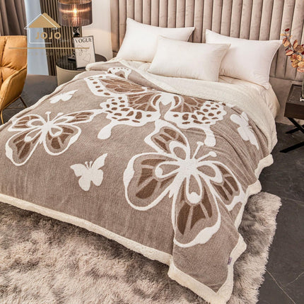 Patura Groasa Cocolino - Pufoasa cu Blanita, model Fluturasi 3D 200x230cm PCJ09