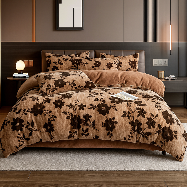 Set Lenjerie Cocolino 6 Piese Pat Dublu Bej cu Blanita Artificiala de Nurca - Model Flori Cod - LCN04