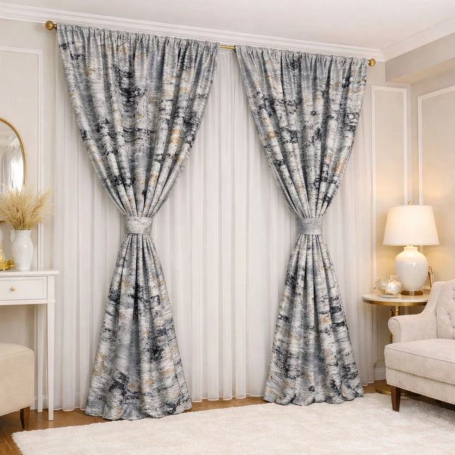 Set Bellagio Grey - Perdea Matase Nobila si Draperie din Catifea cu Insertii 80% Blackout - Gata Cusute cu Tiv si Rejansa Cod SC10