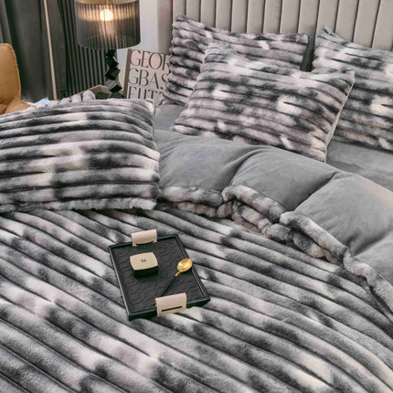 Set Lenjerie de Pat 4 Piese Cocolino - Moale, Călduros și Elegant - Gri Marmorat - Casa Super